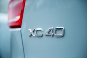 Volvo XC40 T4 Momentum 2018 года  (JP)